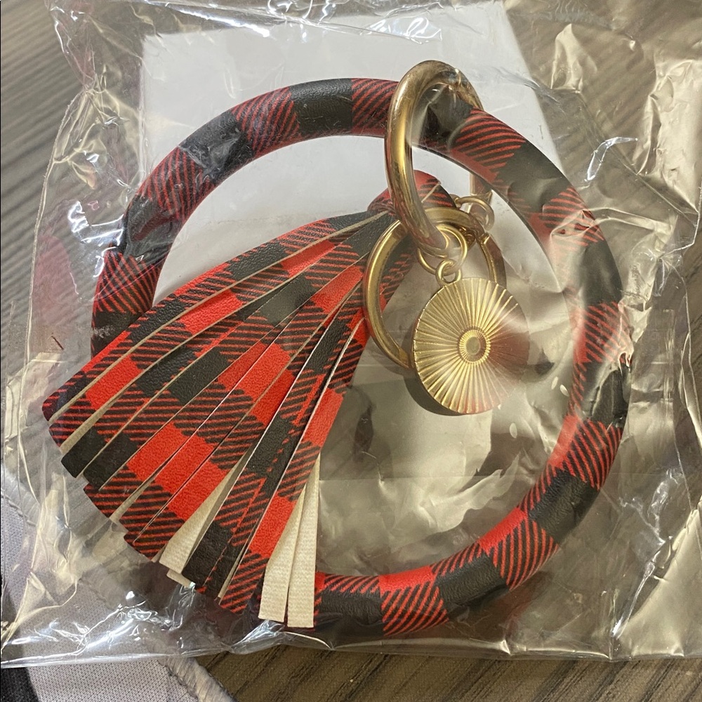 Red & Black Buffalo Plaid Keychain Bracelet with Gold Accent & Fringe Tassel - Picture 4 of 11